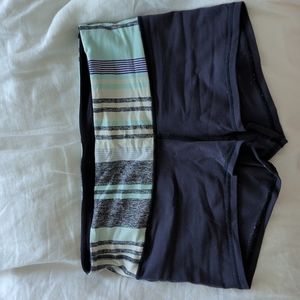 Lululemon shorts small